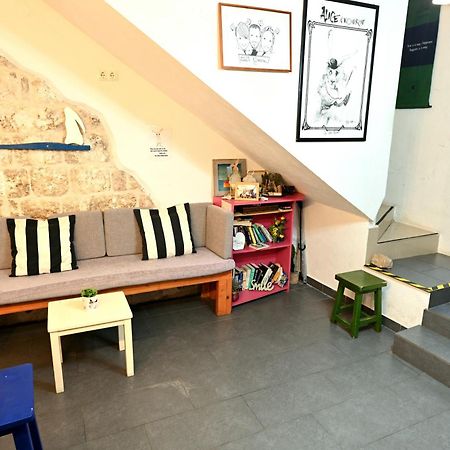 White Rabbit Hostel Хвар Екстер'єр фото
