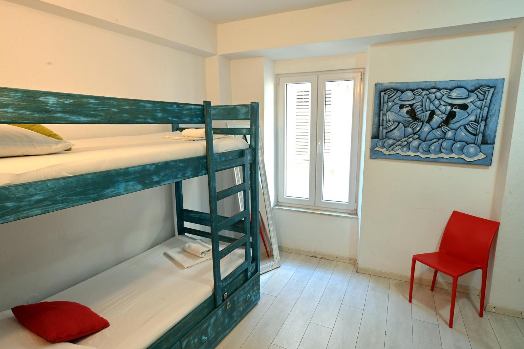 White Rabbit Hostel Хвар Екстер'єр фото