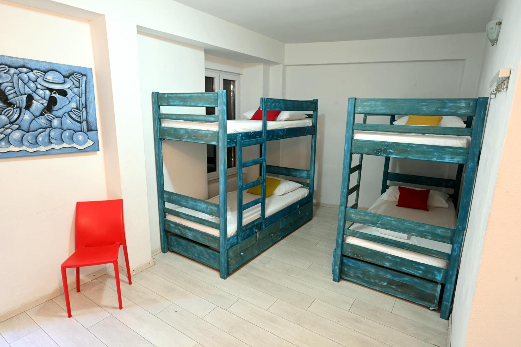 White Rabbit Hostel Хвар Екстер'єр фото